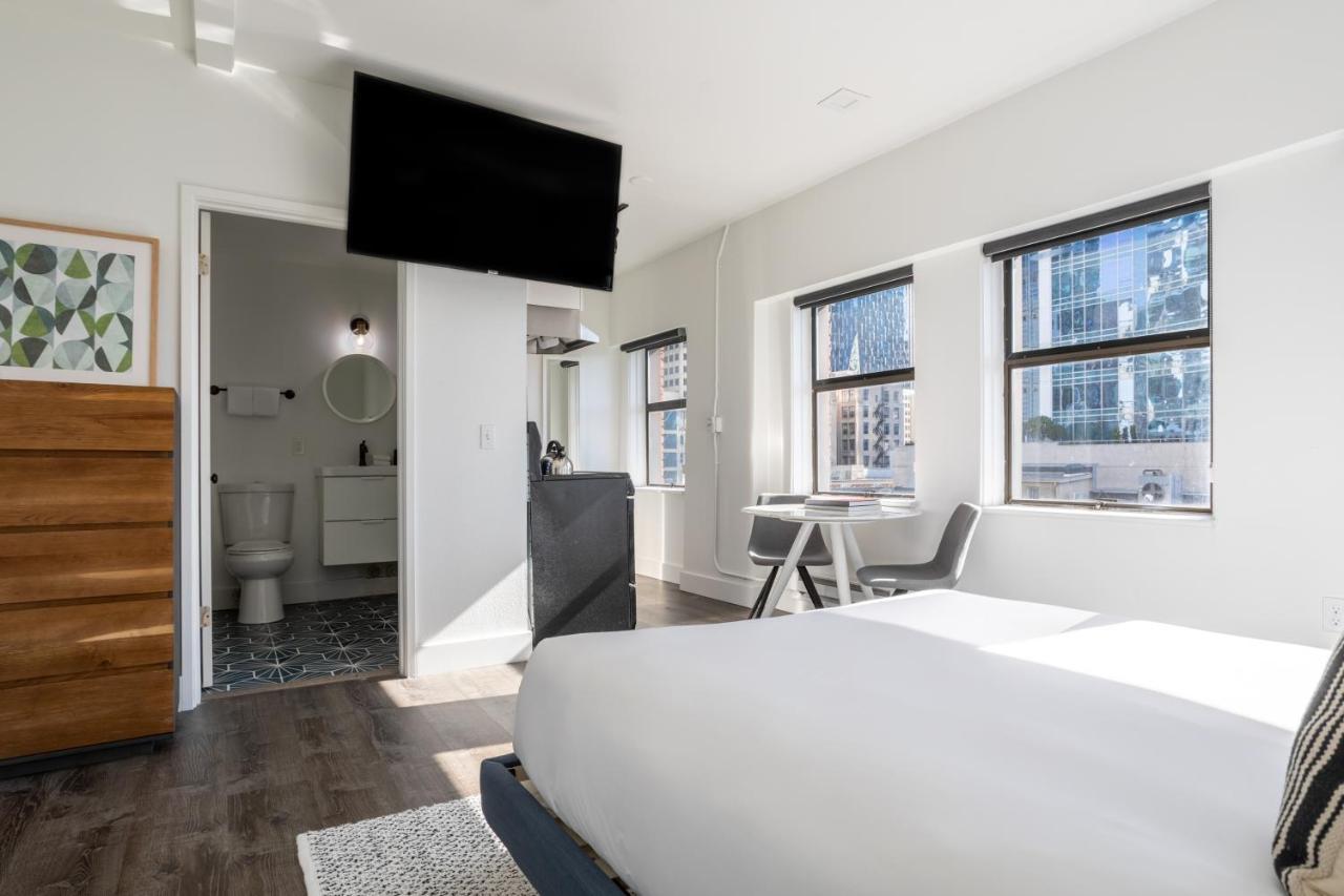 Extended Stay Studio Apartment - Non-Smoking