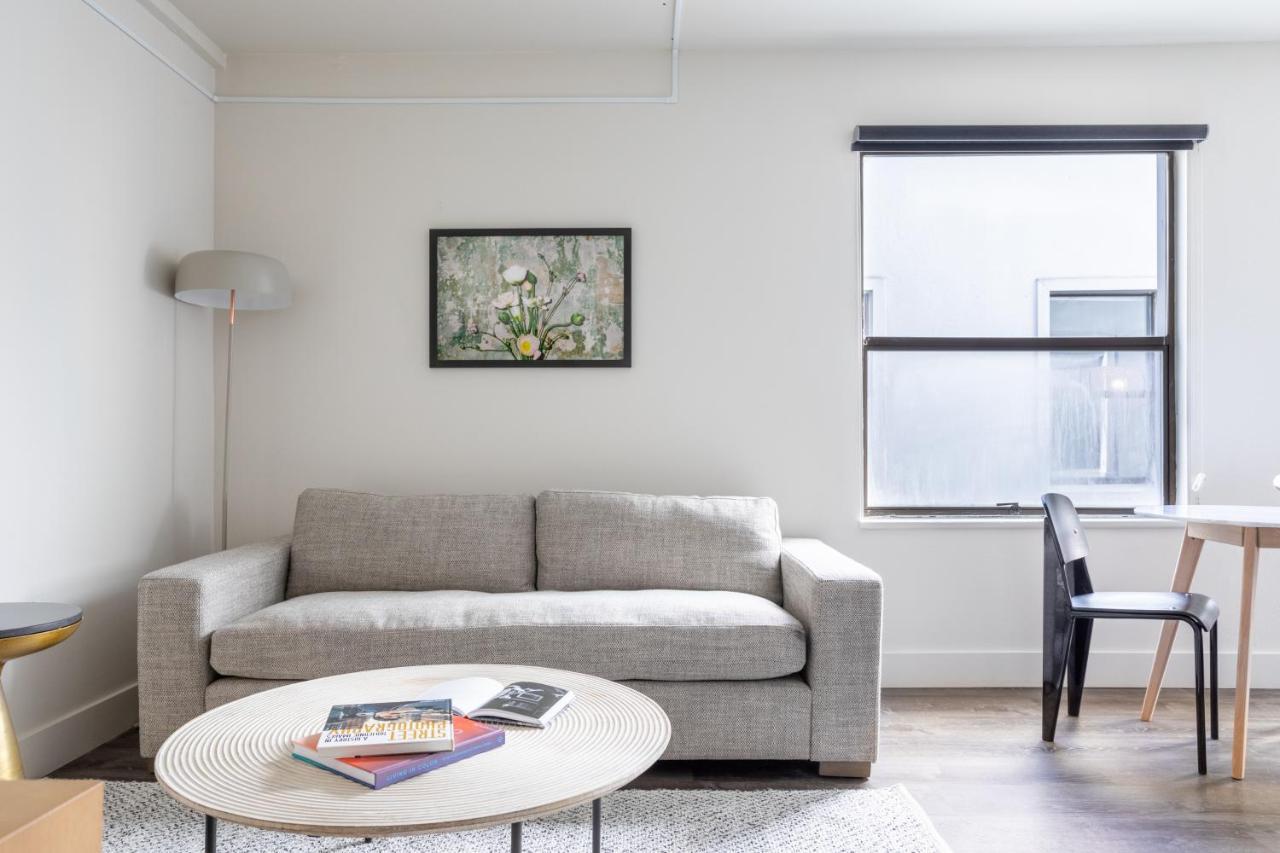 One-Bedroom Apartment - Non-Smoking