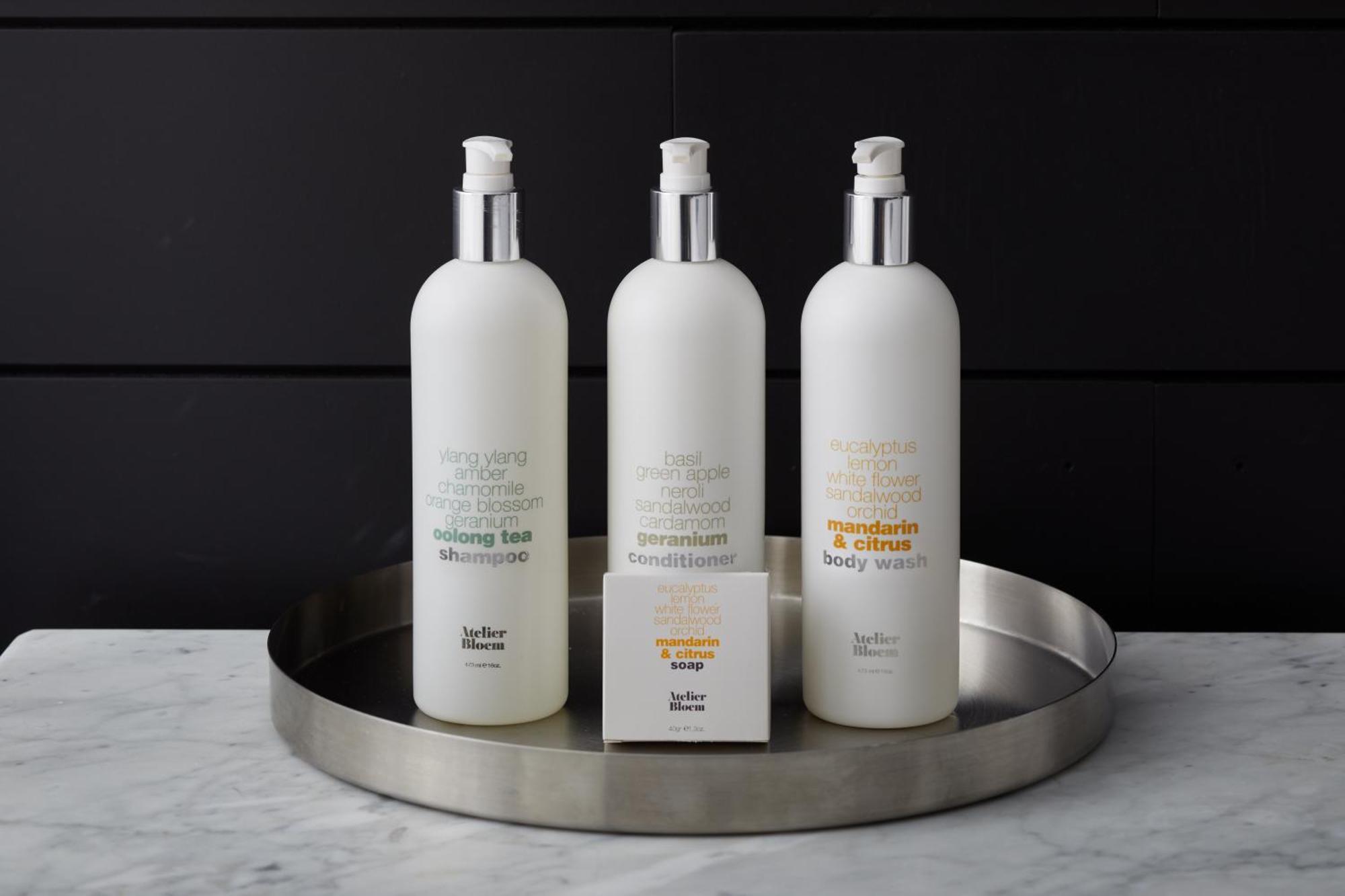 Essential Queen Room