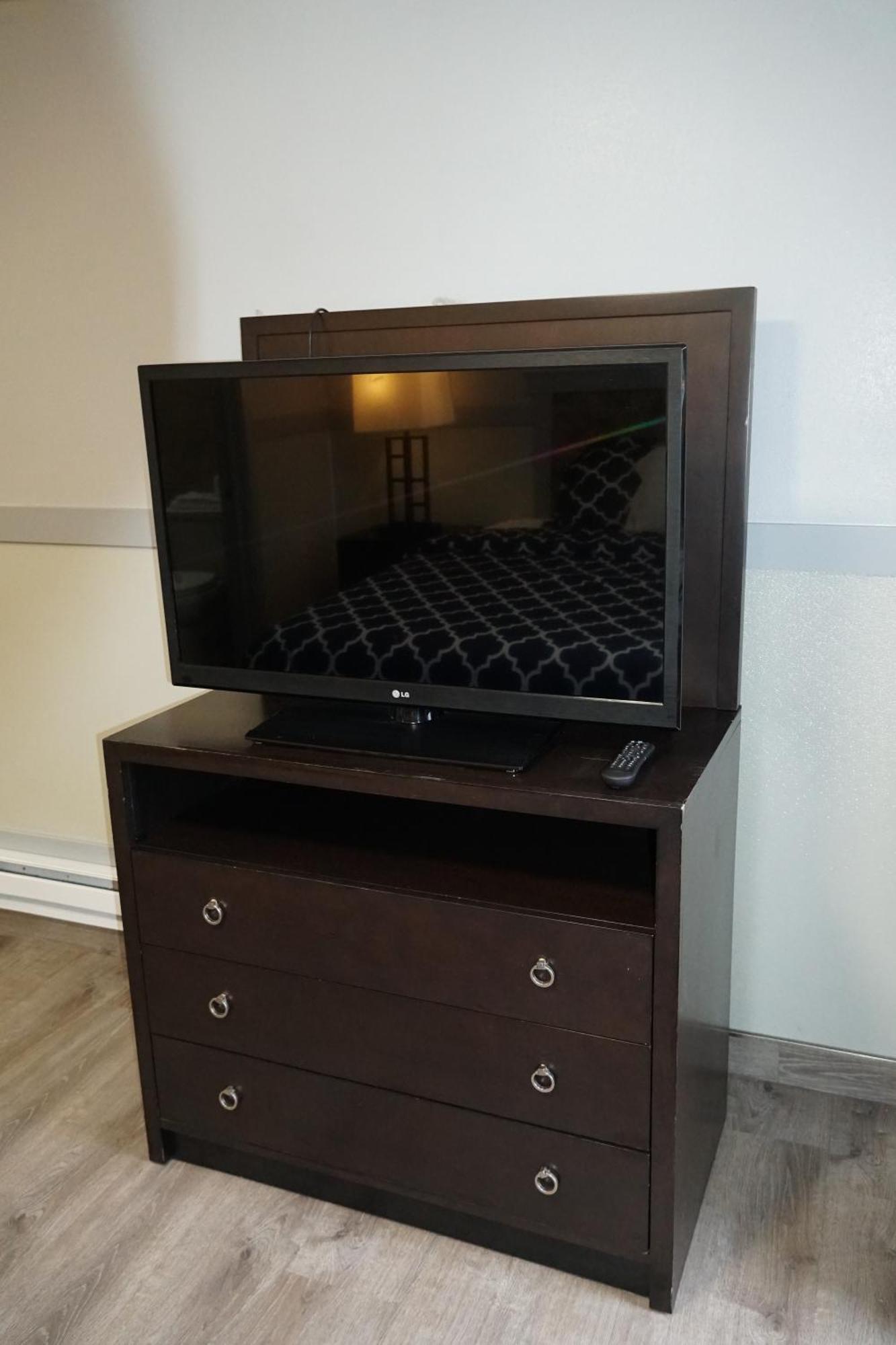 Standard Double or Twin Room,1499990950:JPEG