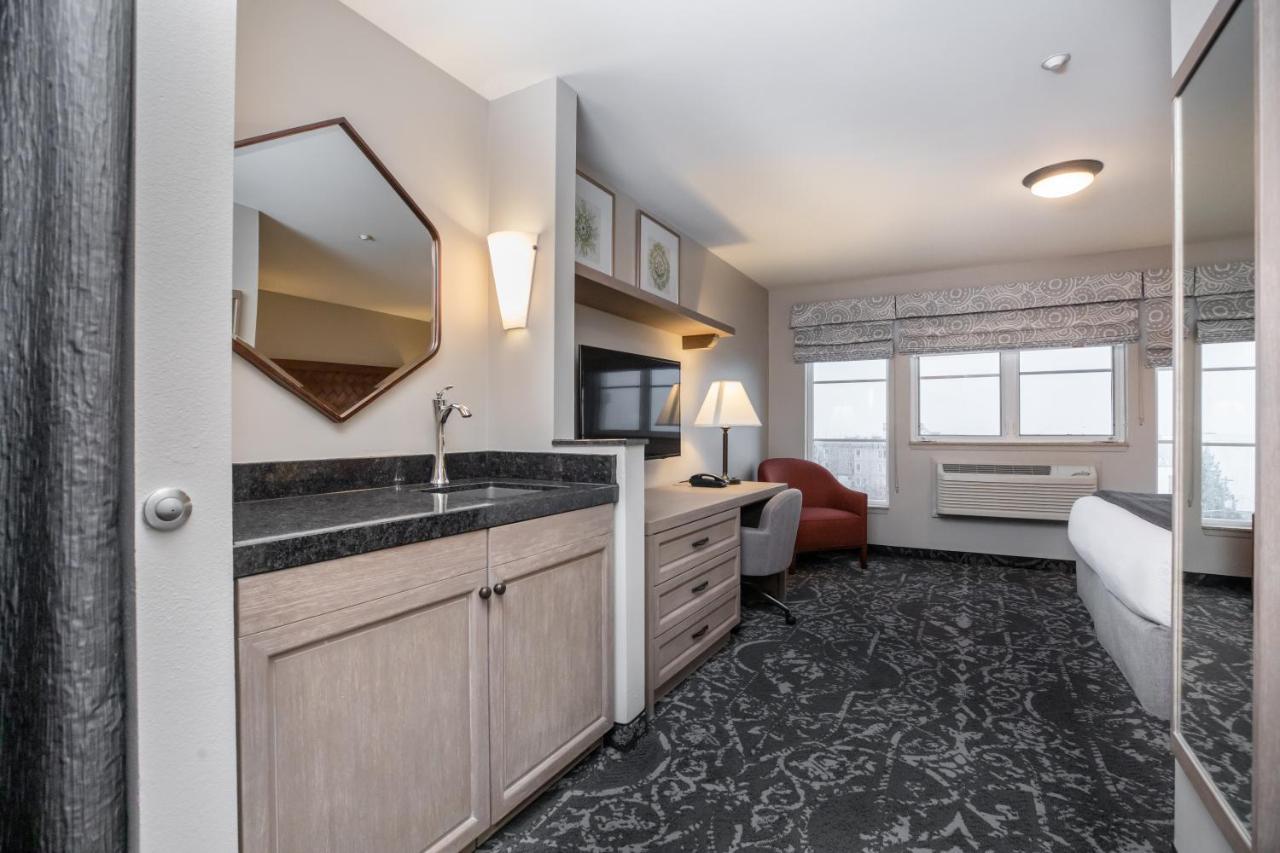 King Room,967379221:JPEG