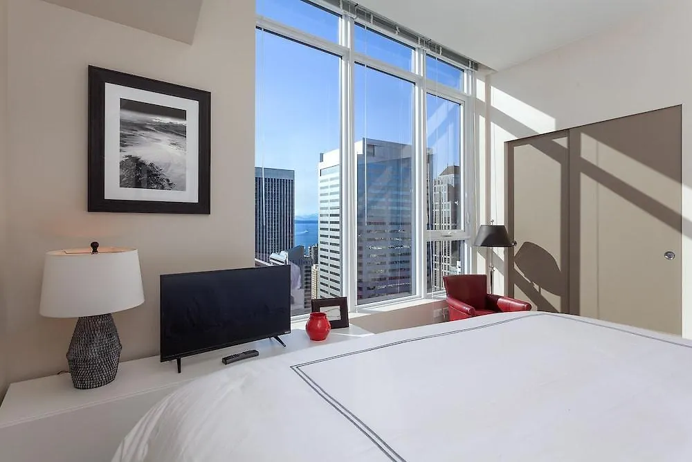 Luxe Hubs Convention Center Apartments-1