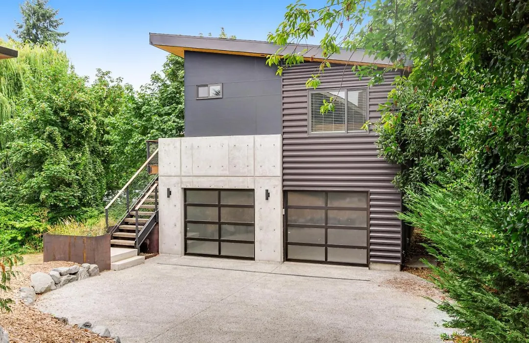 The Treehouse-1