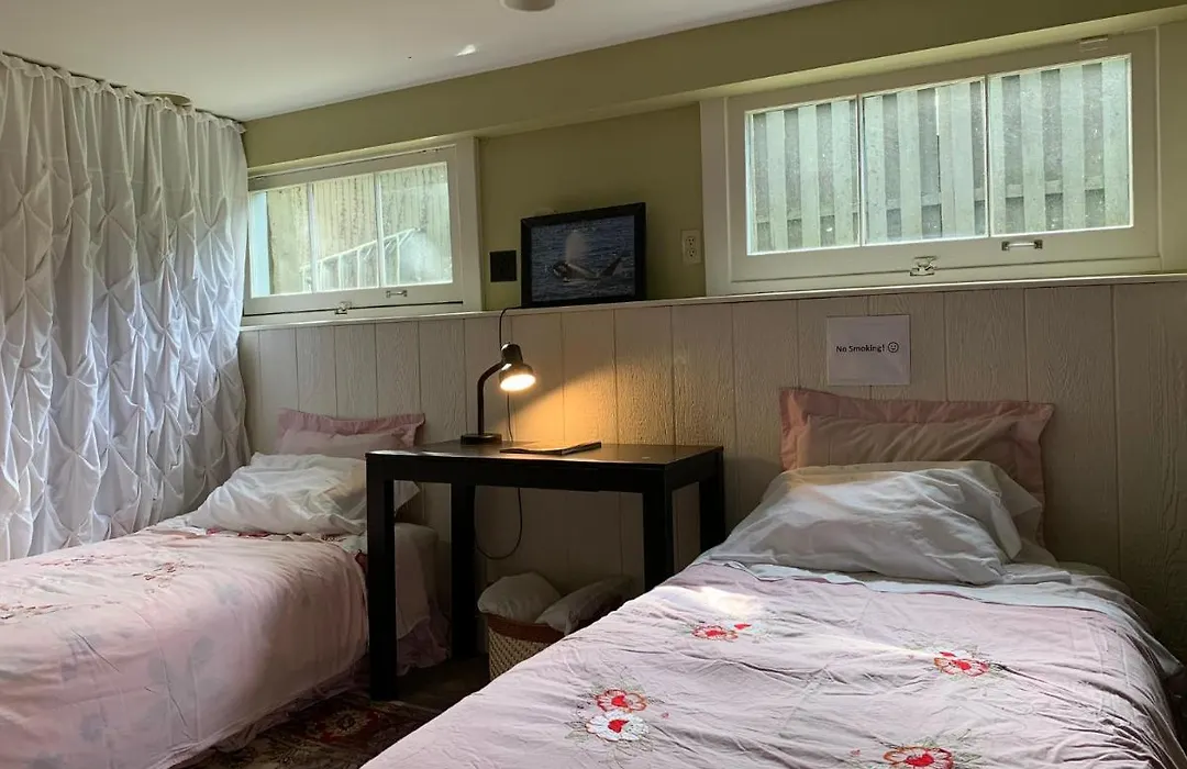 Comfy Sunny Room Near U-District And Downtown-1