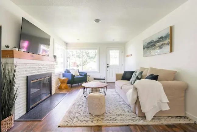 2Br 2Ba Northgate, Seattle Location With Patio, Bbq, And Backyard-1