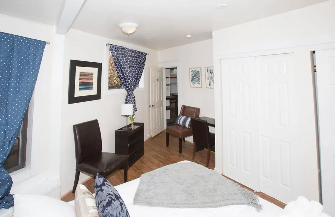 A-Greenlake Garden Unit-1