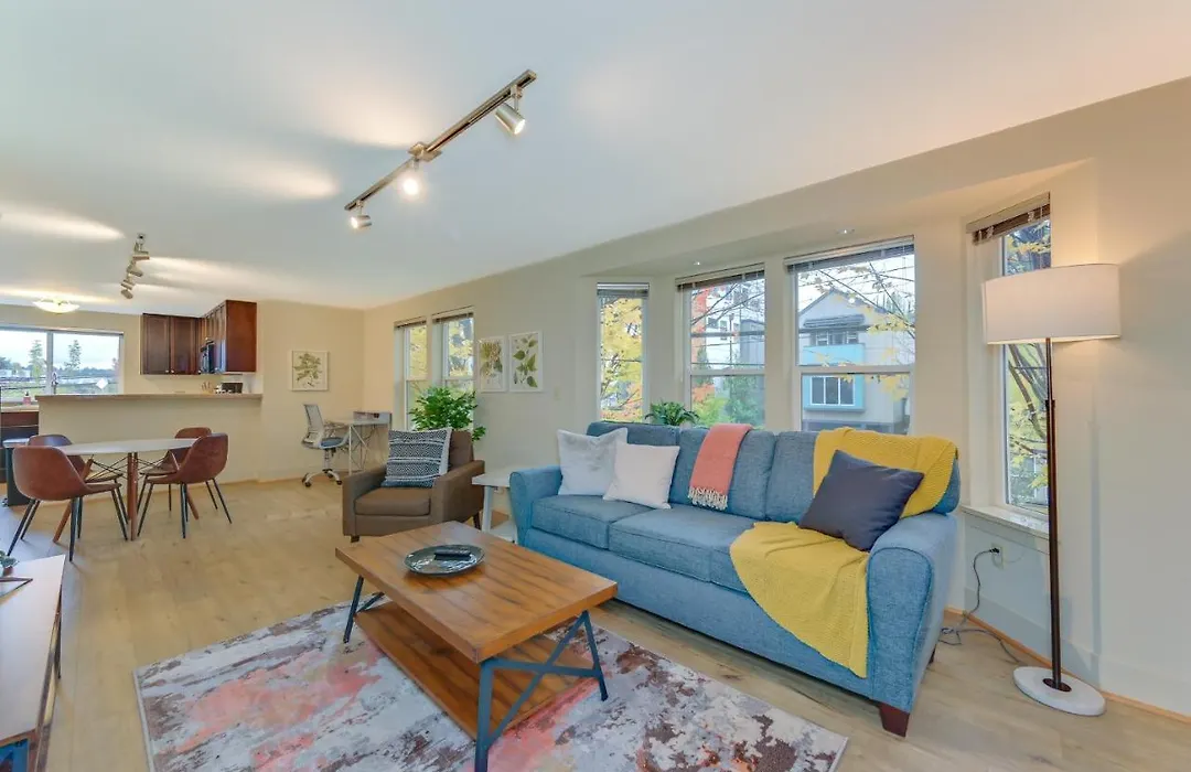 Cozy 2Br Condo With Parking In The Heart Of Fremont! Condo-1