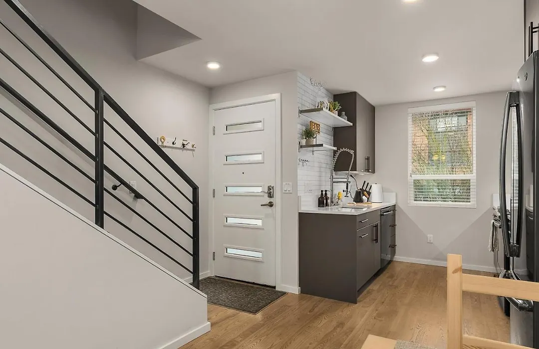 Marbella Lane - Elegant 2Br Home In Seattle-1
