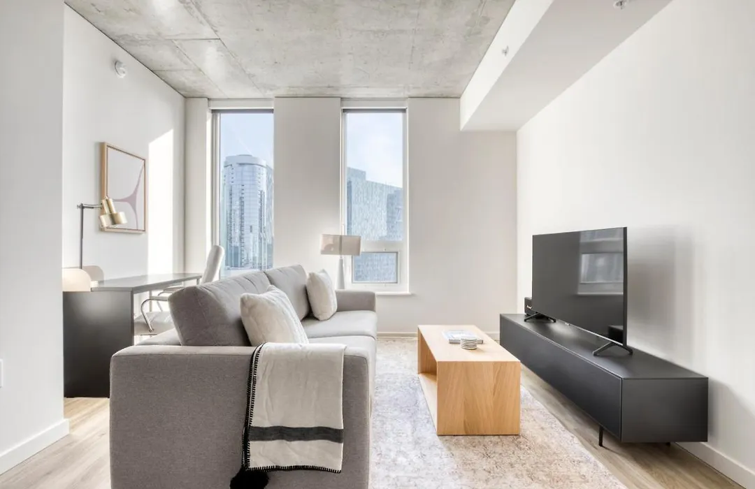 South Lake Union 1Br W Wd Roof Nr Lake Union Sea-499-1