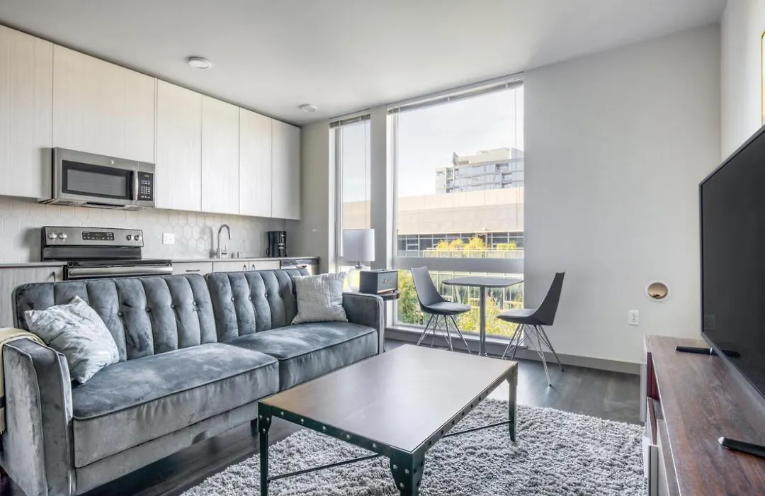 Ferienwohnung S Lake Union 1Br W Gym Wd Space Needle View Sea-166-1