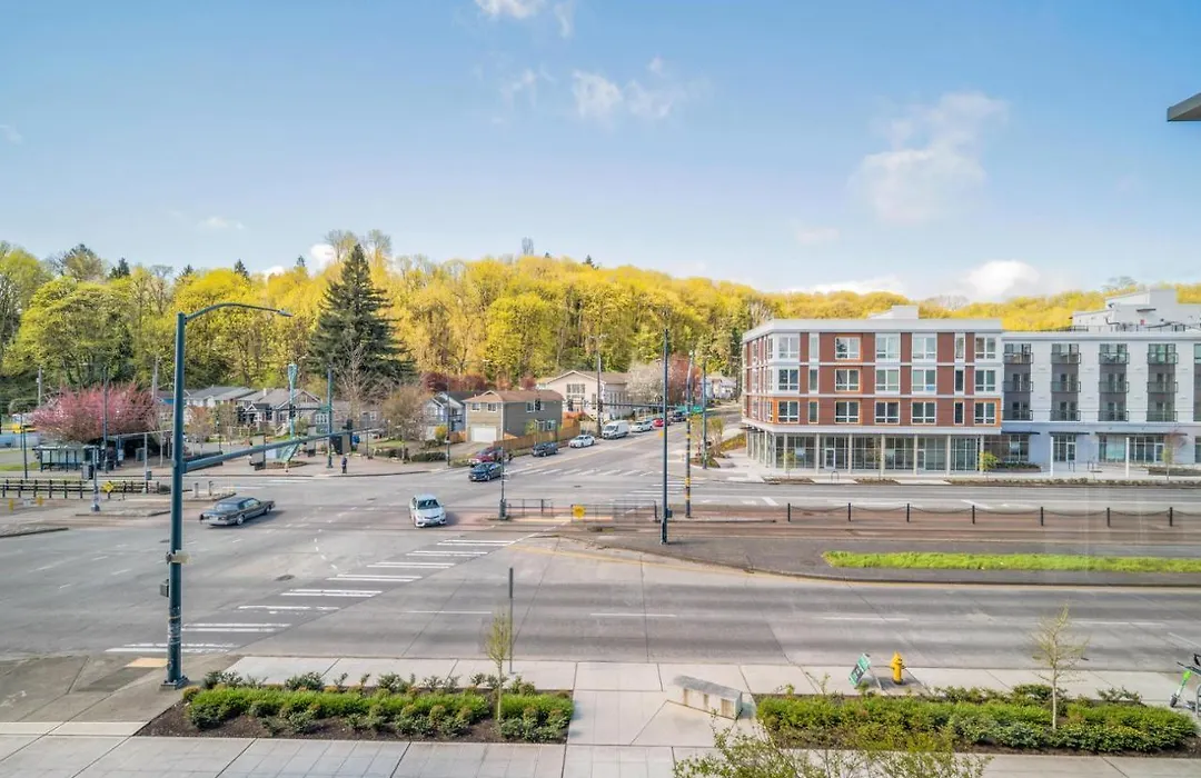Columbia City 1Br W Wd Gym Nr Light Rail Sea-344-1