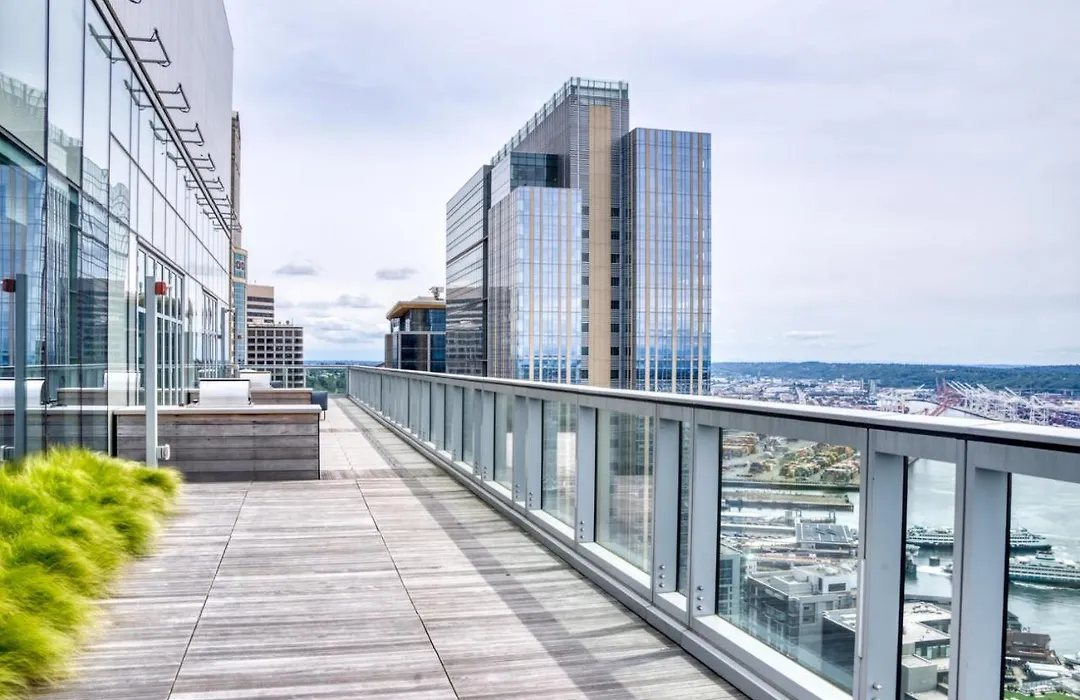 Downtown 2Br W Gym Wd Bbq Nr Dining Shops Sea-406-1