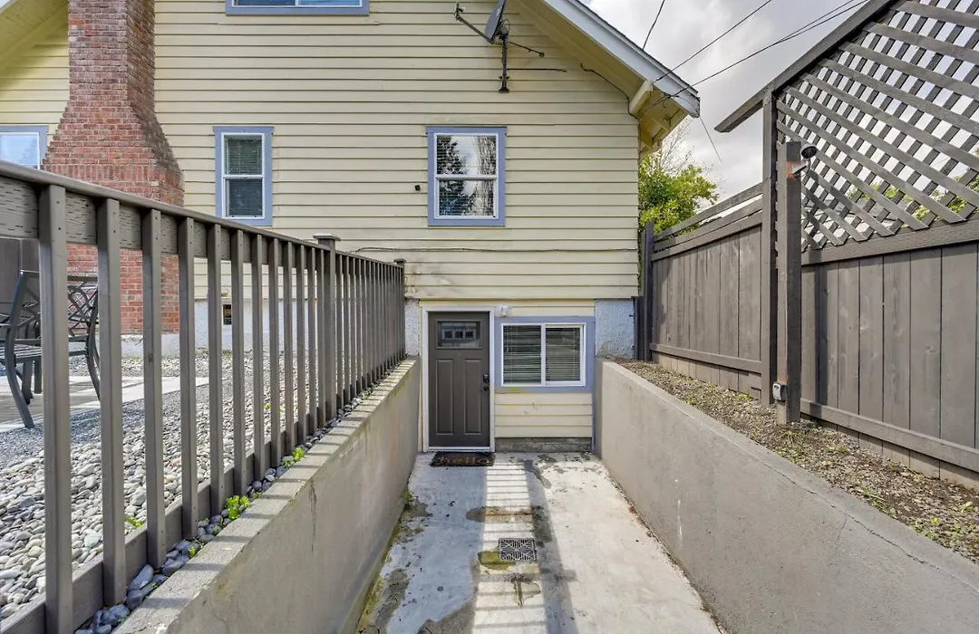 Villa Family-Friendly Seattle Escape 8 Mi To Dtwn!-1
