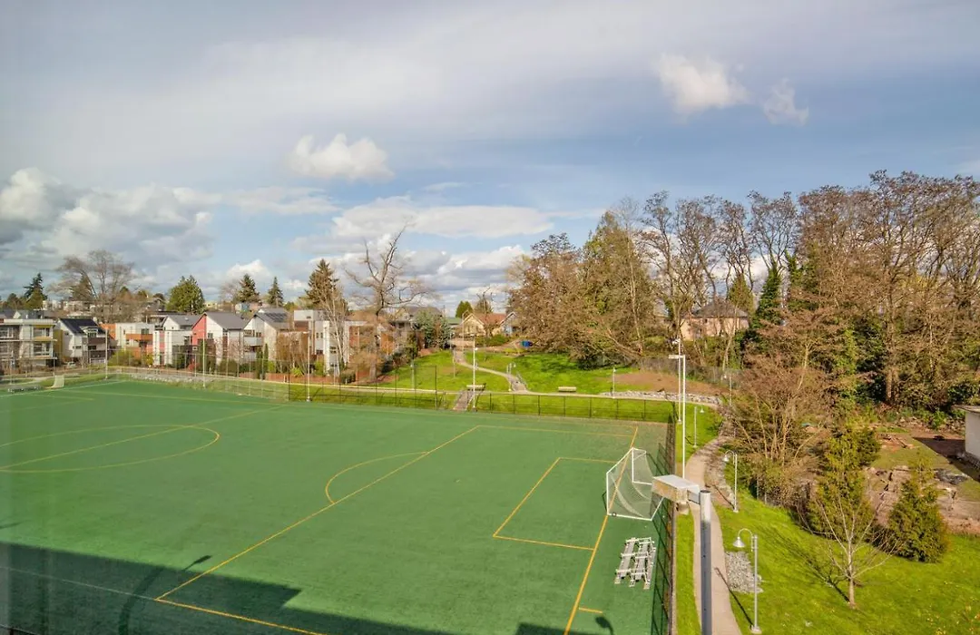 Columbia City 1Br W Wd Gym Nr Light Rail Sea-342-1