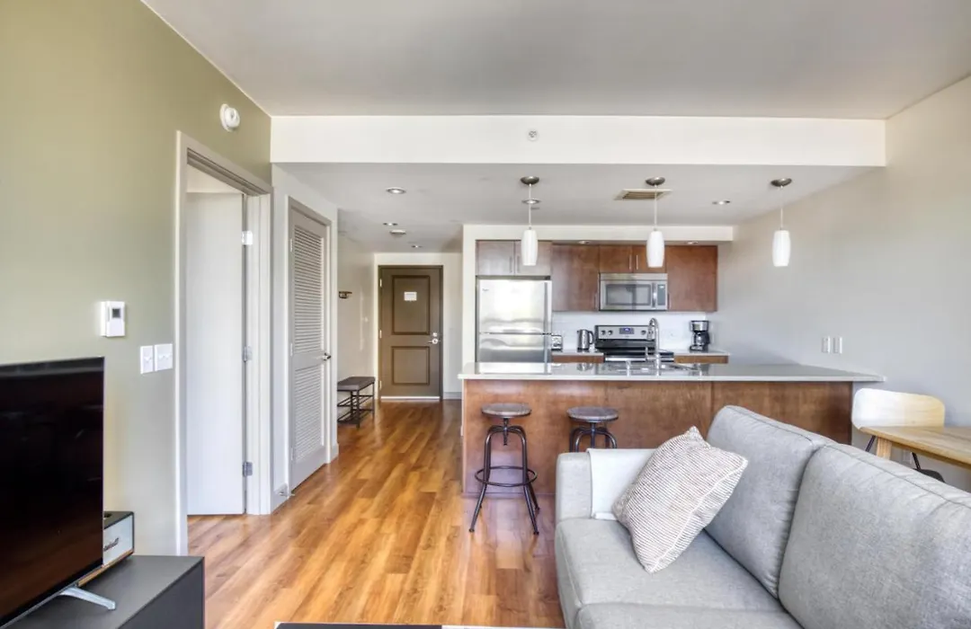First Hill 1Br W Gym Wd Bbq Great Views Sea-511-1