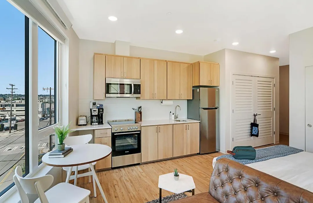 Furnished Pet-Friendly Studio In Seattle Wa-1