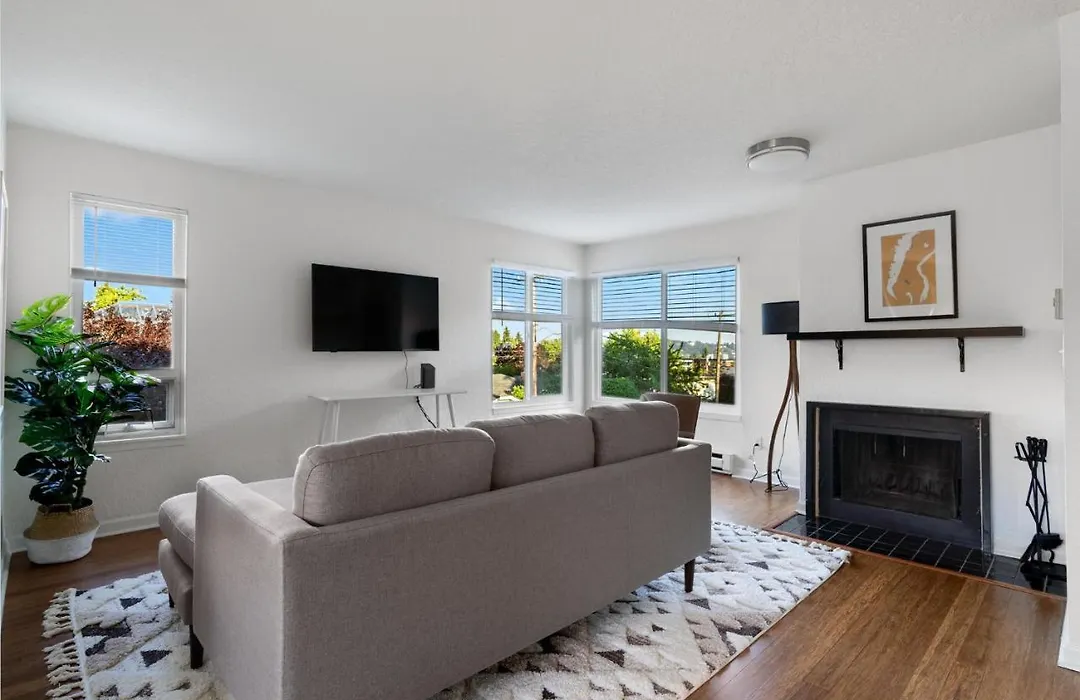 Lovely 2Br Apartment In Wallingford-1