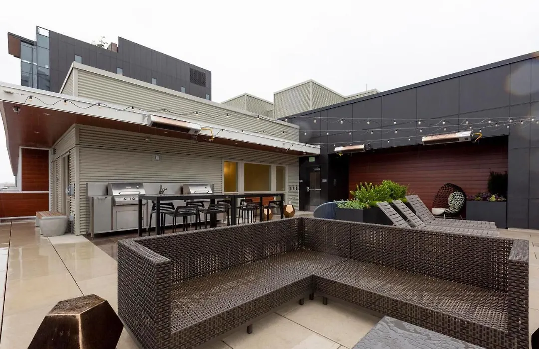 Stylish 2Br Apartment In South Lake Union-1