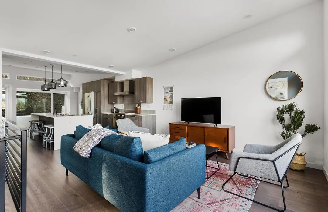 Lovely 3Br House In Seattle W Office-1
