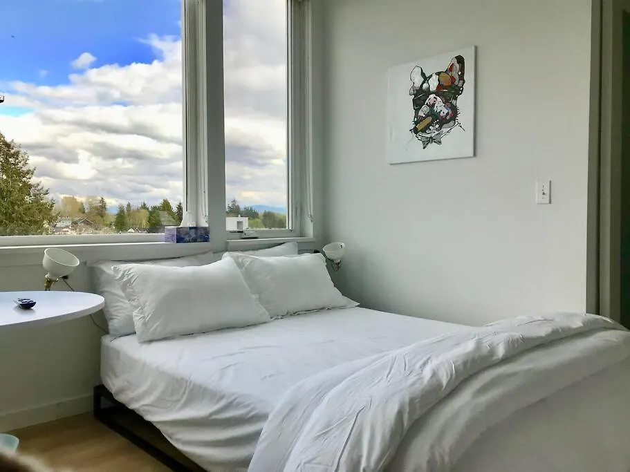 Modern Roosevelt Urban Studio - Rainier Views-1