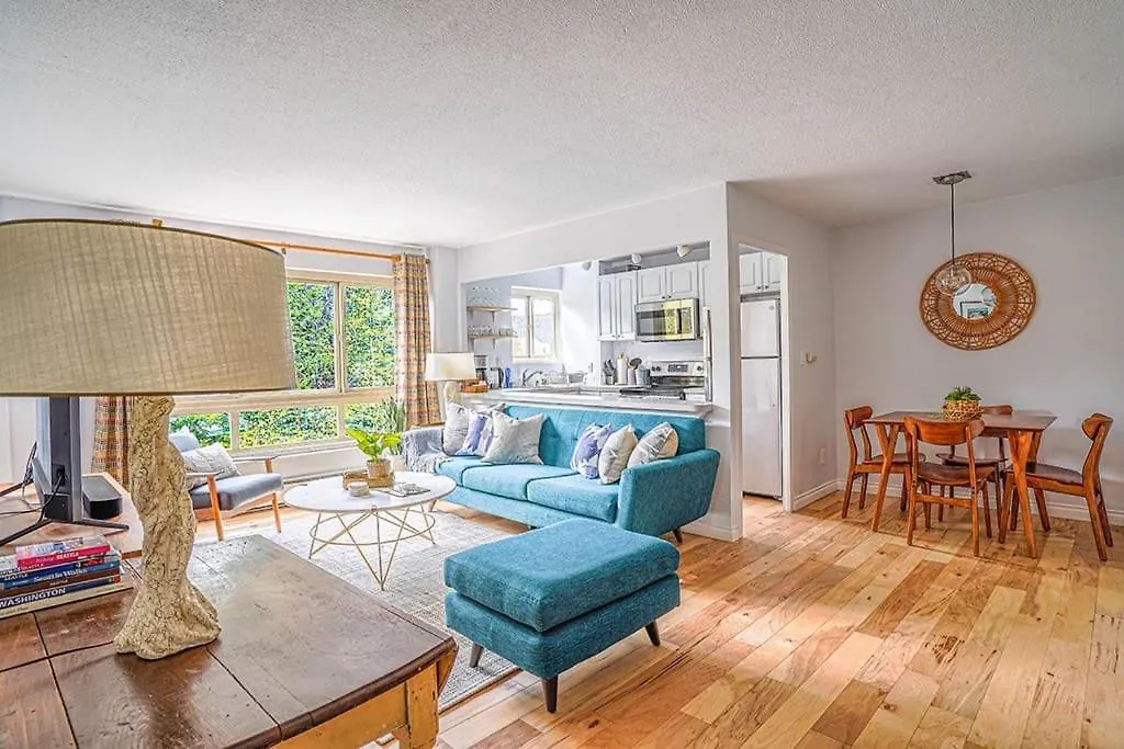 Tranquil 2Br Downtown Condo, Parking, King Bed-1
