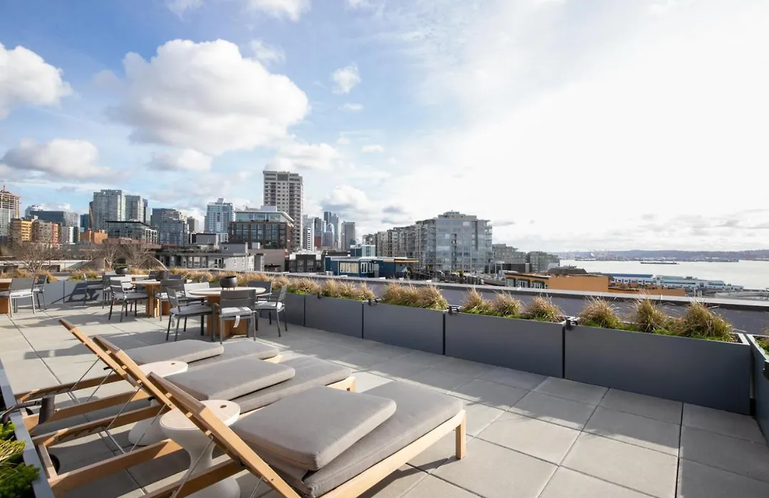 Lower Queen Anne Studio W Gym Wd Nr Restos Sea-19-1