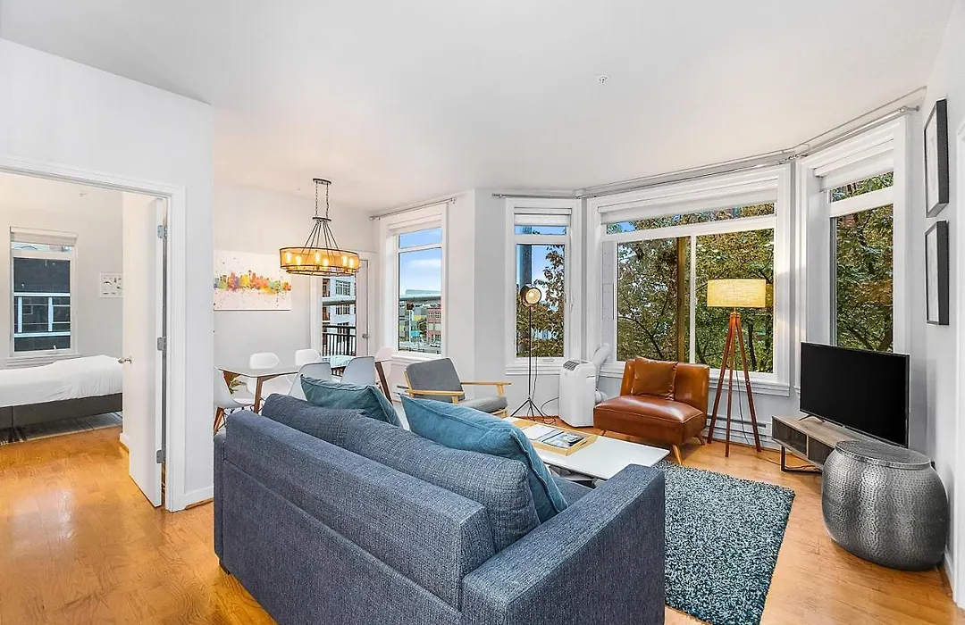 The Corner Nest At Belltown-1