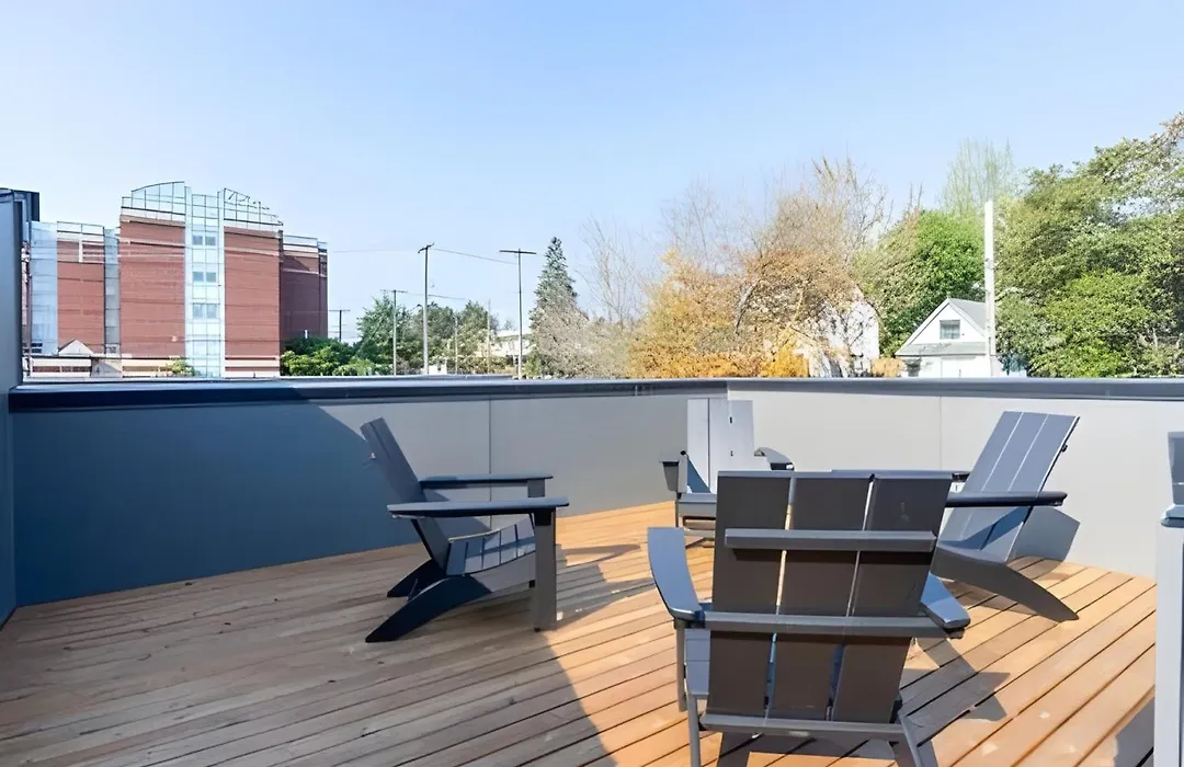Modern Cherry Hill Guesthouse W/Garden & Rooftop-1