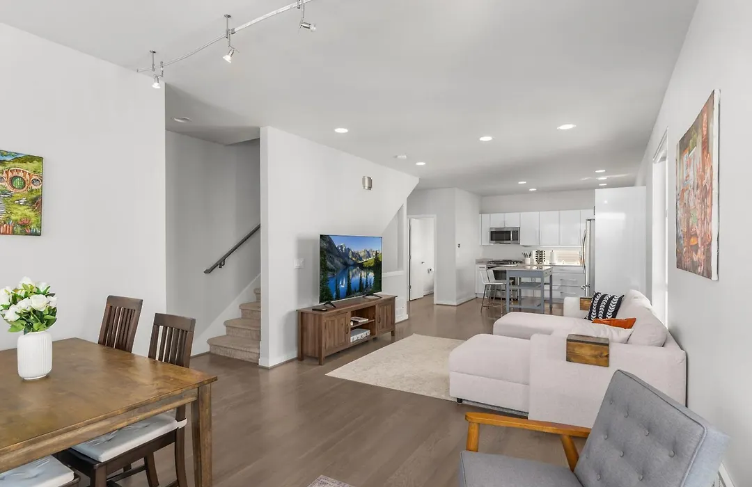 Modern Luxury Home With Ev Garage, Office, Bike & Balcony, Wfh & Family Friendly-1