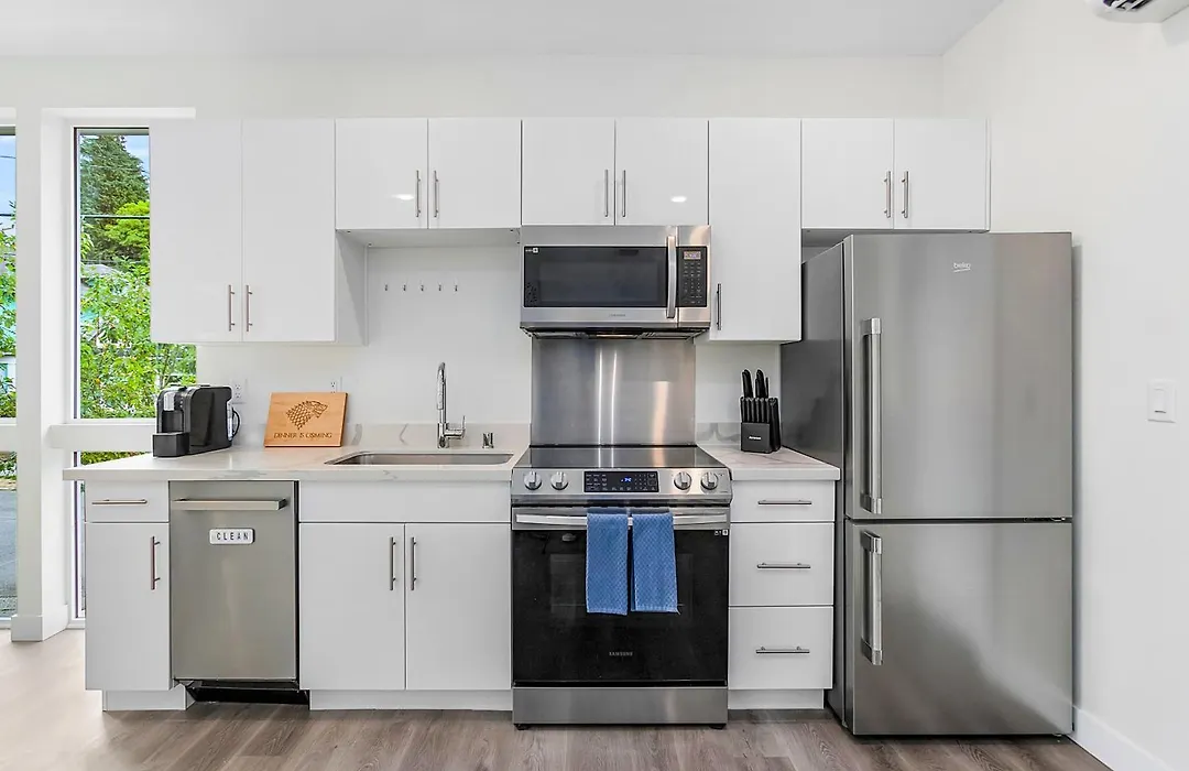 The Seattle Kraken Sweet Suite-1