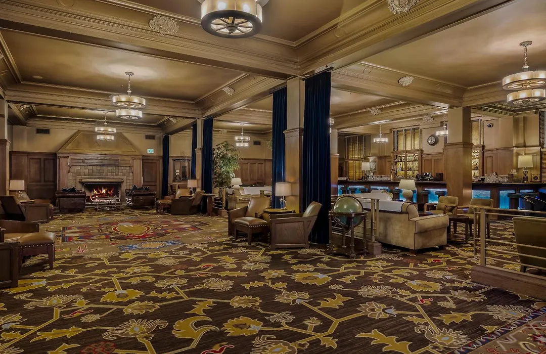 Arctic Club Hotel-1
