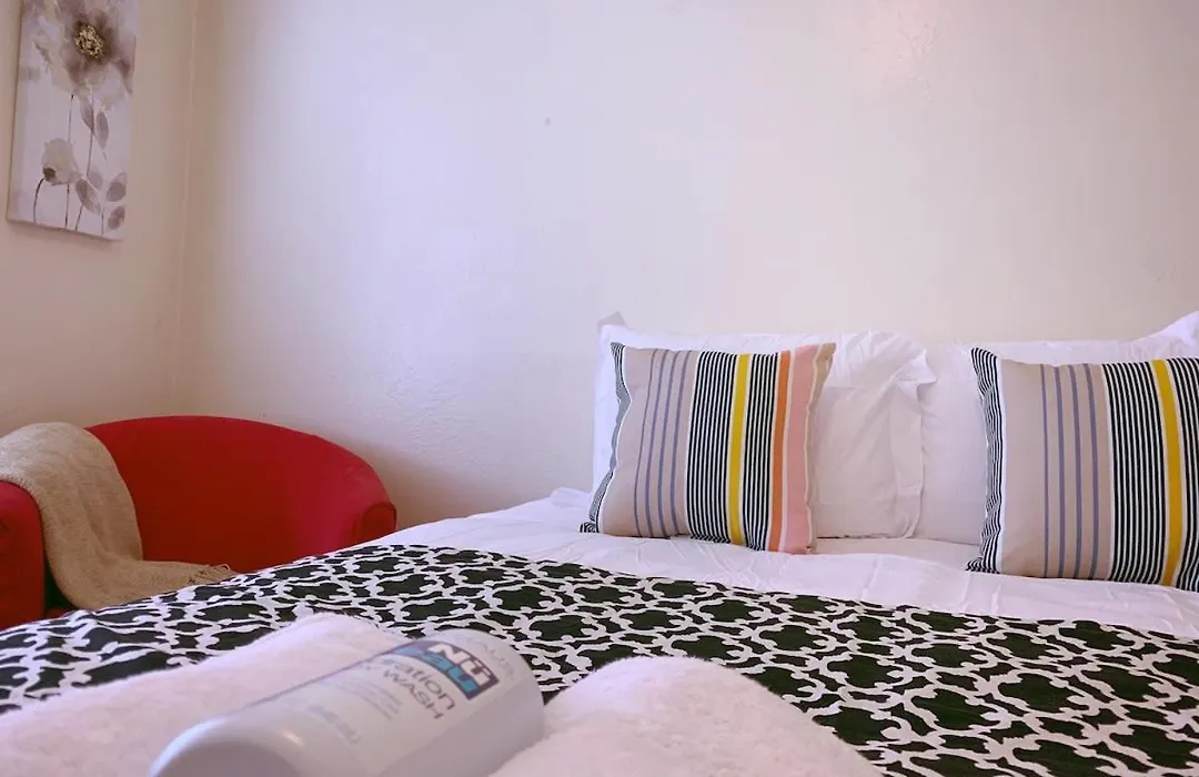 Seattle Urban Village- Private Room-1
