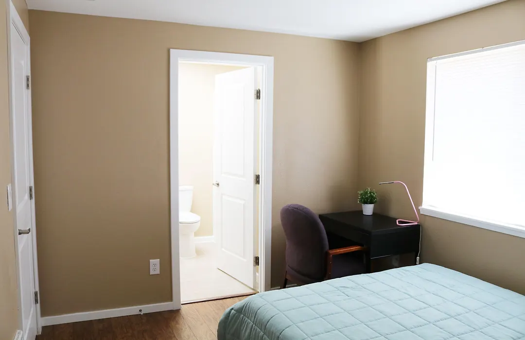 Quiet, Clean And Comfortable Room-1