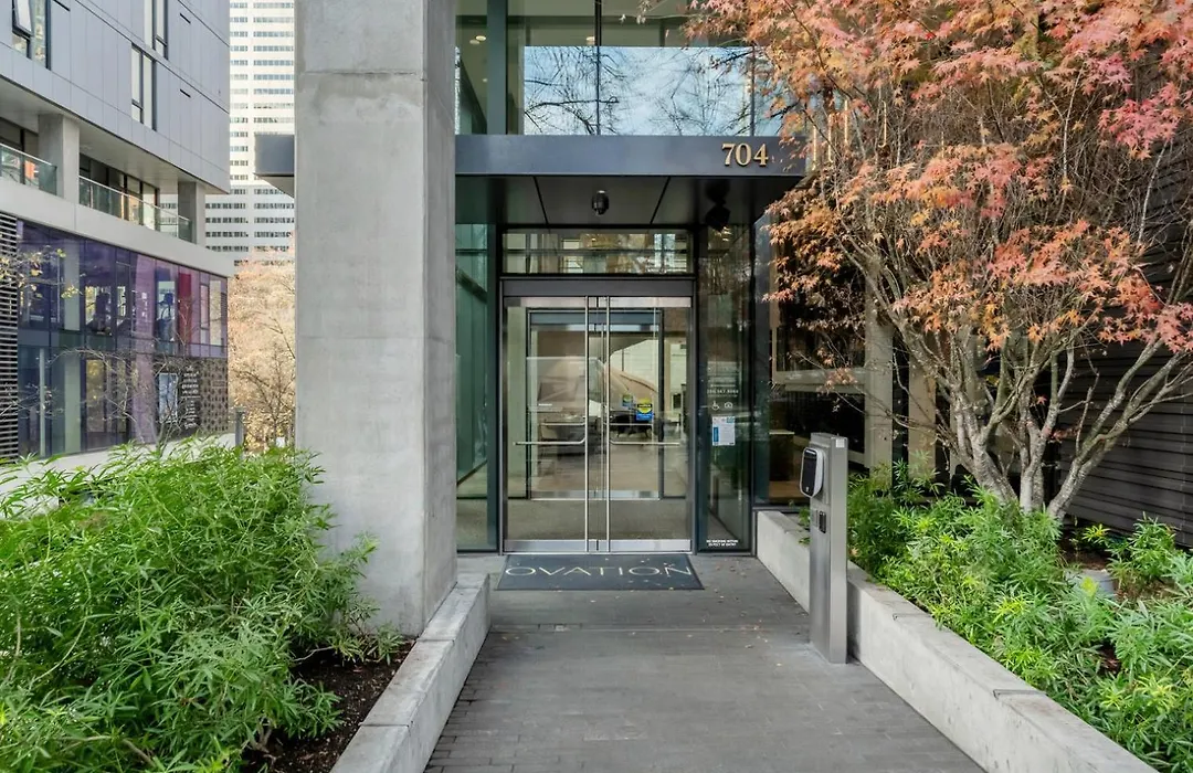 First Hill 1Br W Gym Patio Coworking Sea-435-1