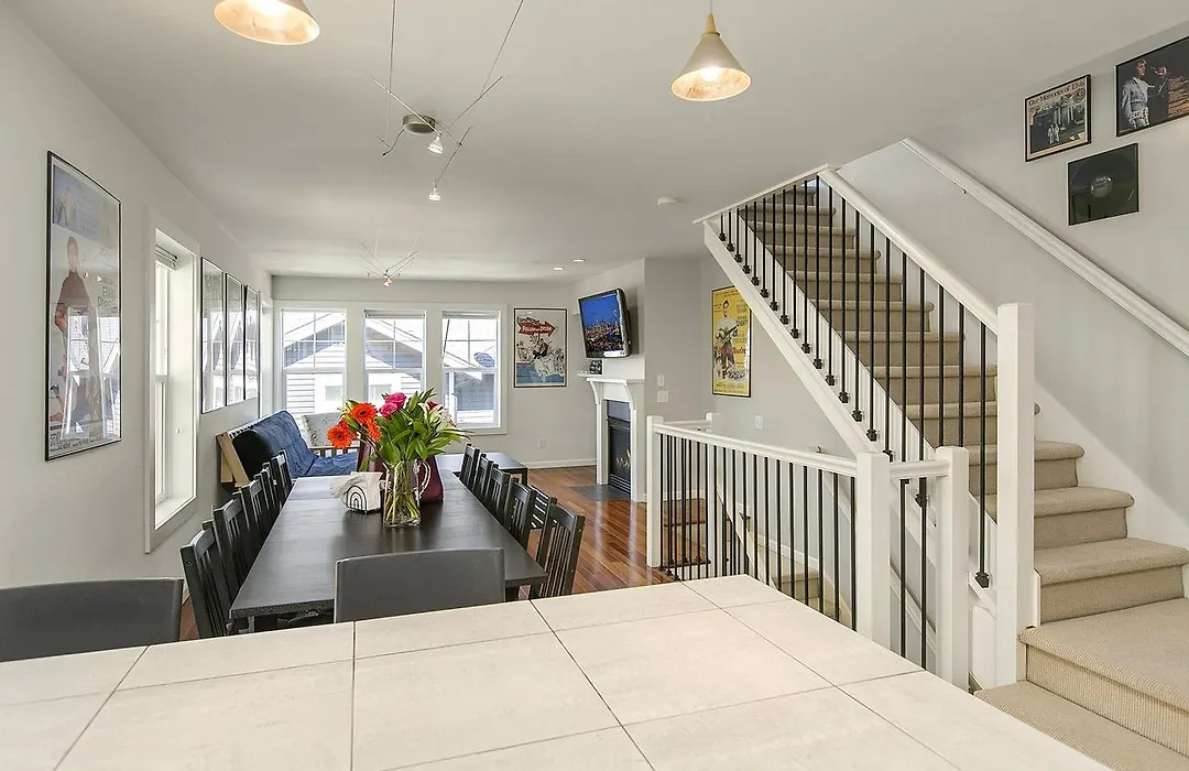 127A 27Th Ave East-1