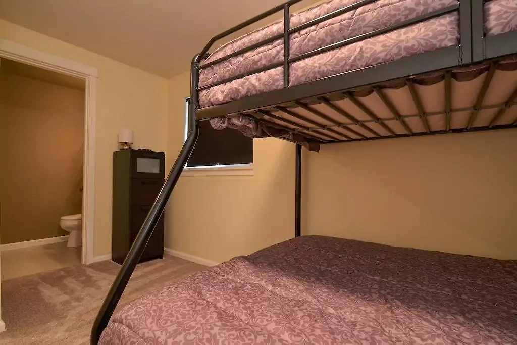The Gallery-1