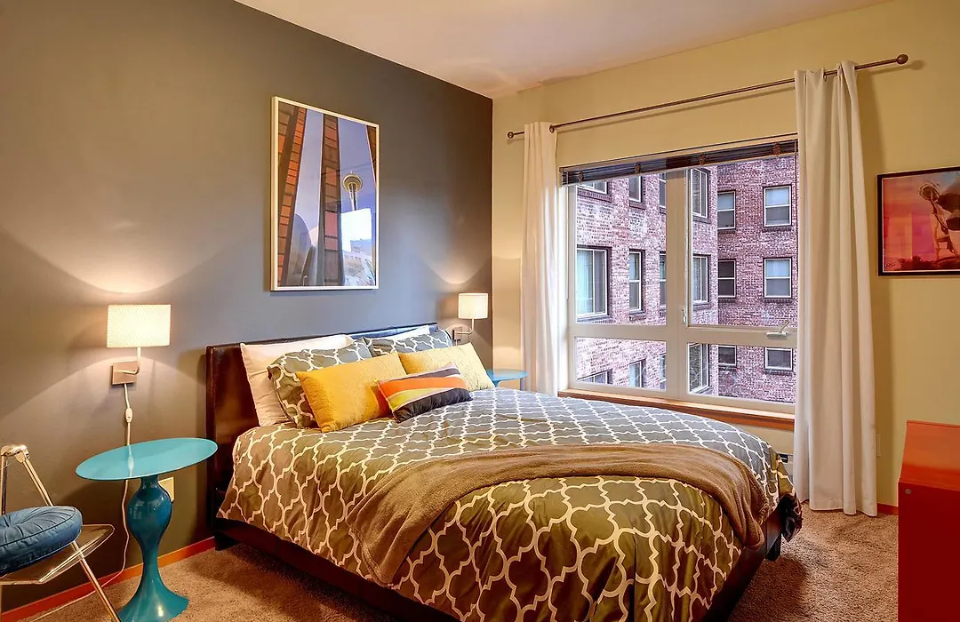 Shelby Belltown Suite - One Bedroom Apartment-1