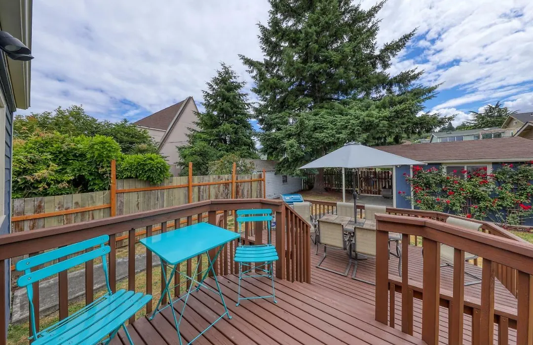 Alki Beach House-1