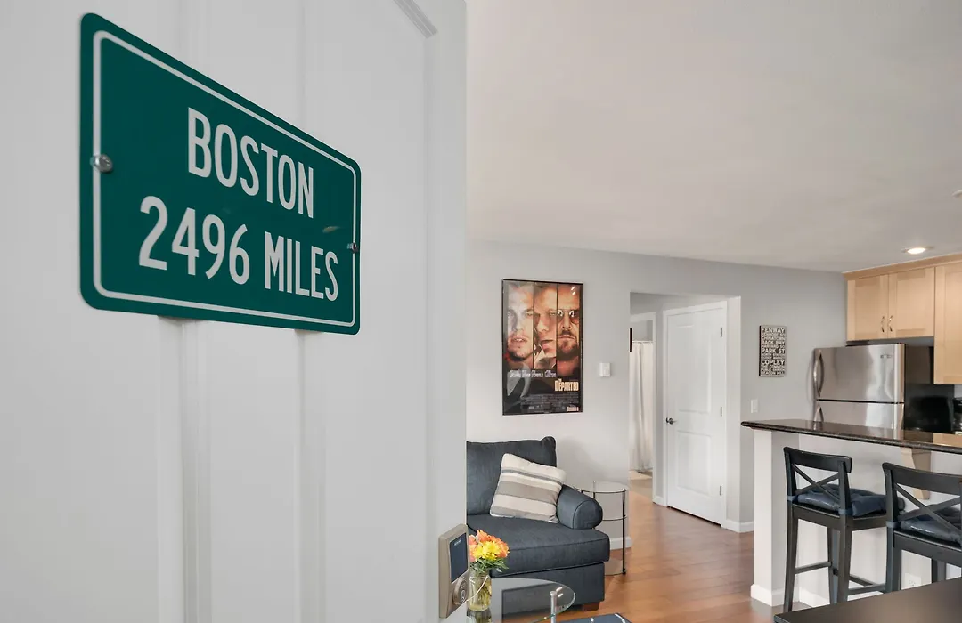 Thomas Lodge Boston-1