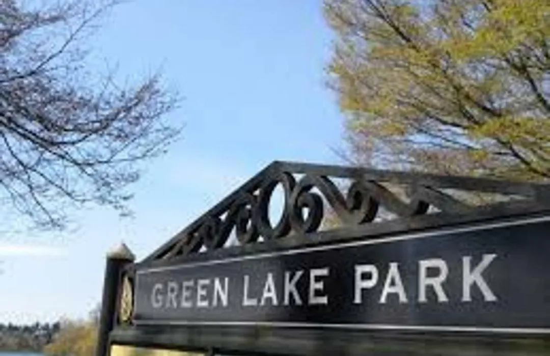 A-Greenlake Serenity-Slp4-1