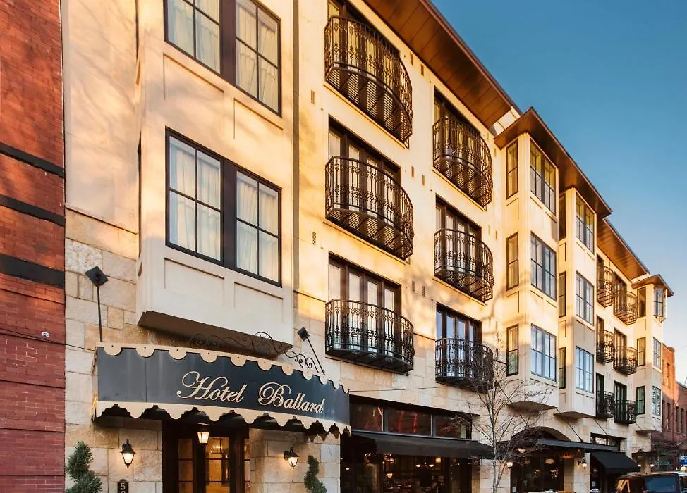 Hotel Ballard-1