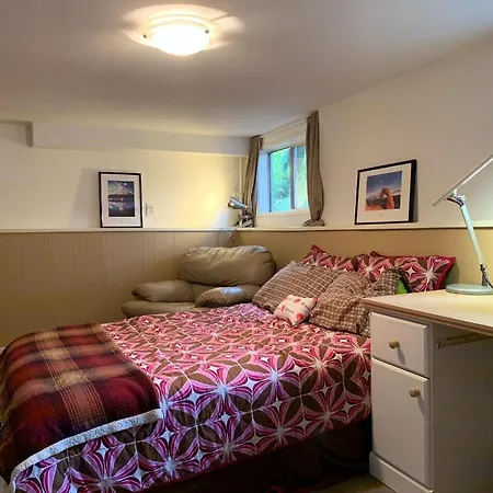 Private Suite 3 Bedrooms&Living Near U-District-2