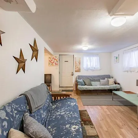 Lake Union 1 Bedroom Suite-3