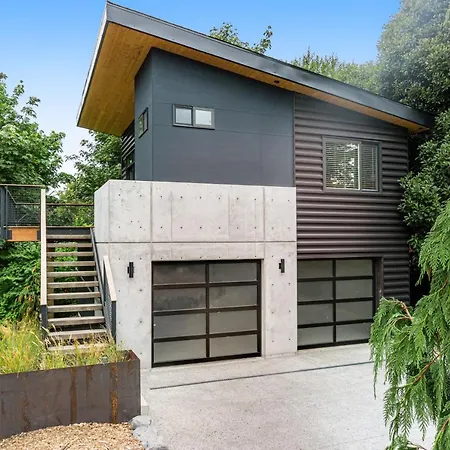 The Treehouse-2