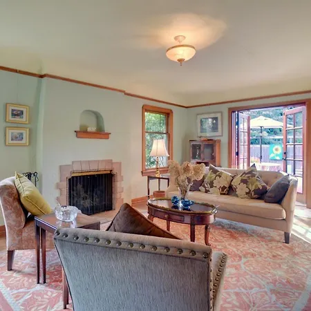 Lovely Laurelhurst-3