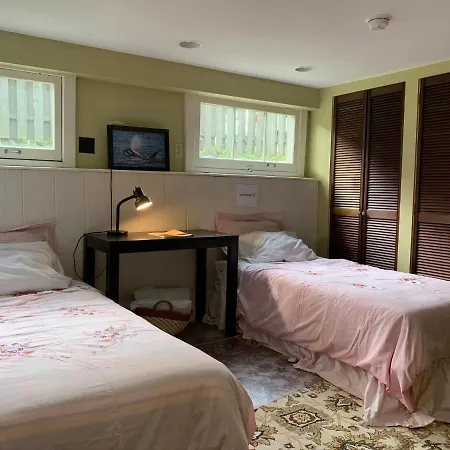 Comfy Sunny Room Near U-District And Downtown-2