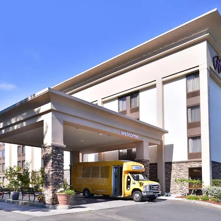 Hampton Inn Seattle Airport-3