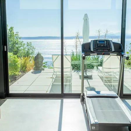 Modern Sanctuary-3