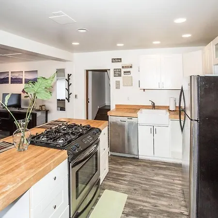 A-Greenlake Garden Unit-3