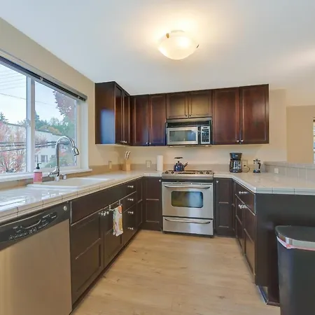 Cozy 2Br Condo With Parking In The Heart Of Fremont! Condo-2